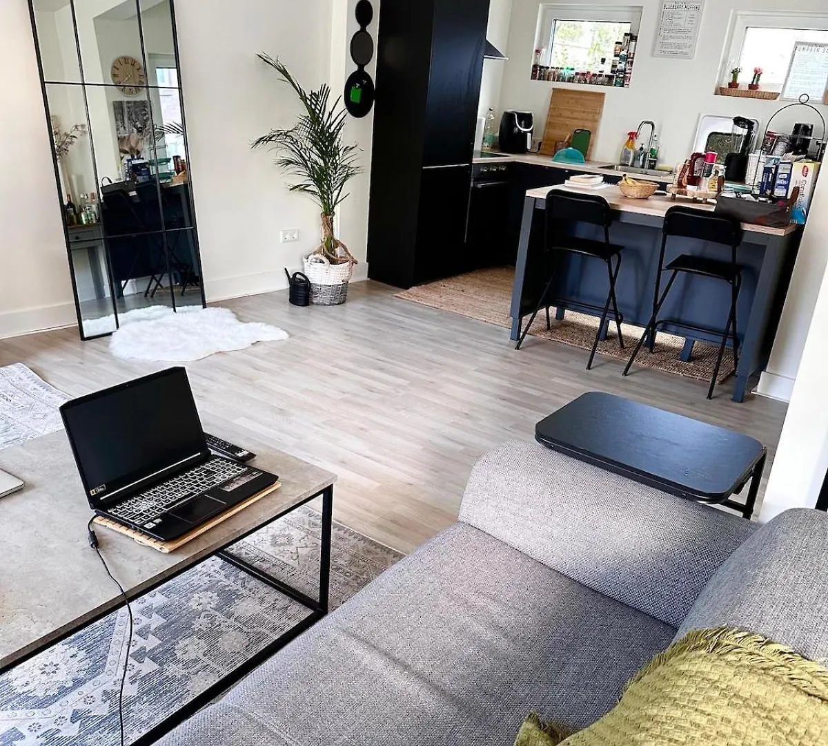 Entire House Next To Metro Station Apartment Rotterdam Netherlands